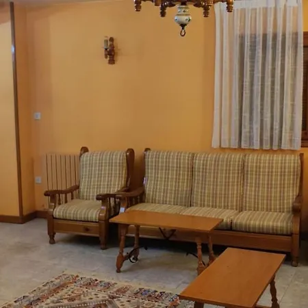Lausan Apartahotel Gavín