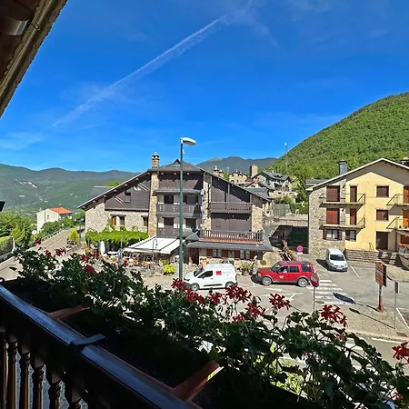 Aparthotel Lausan Gavín