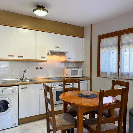 Lausan Aparthotel 2*