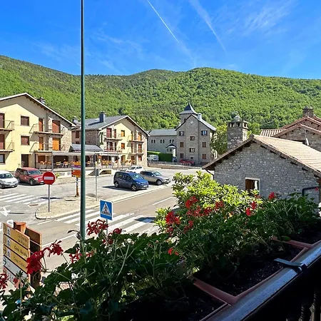 Lausan Aparthotel Gavín