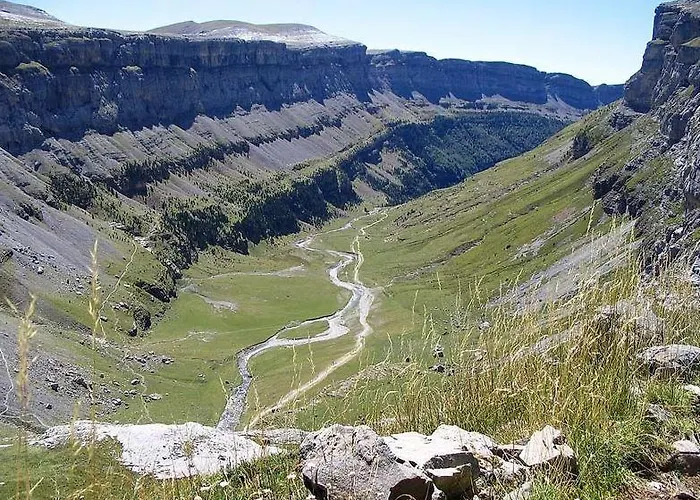 Aparthotel Lausan 2*